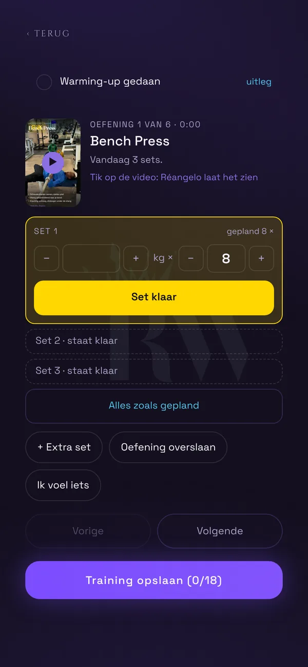 Scherm Training in de RW Coaching app: een oefening met video en het loggen van een set